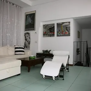 https://appartamento-certosa.italymilanhotels.net