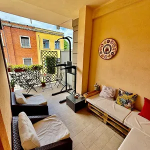 https://rooftop-big-terrace-fiera-milano-portello.italymilanhotels.net