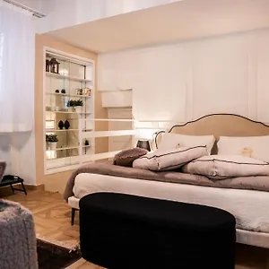 https://il-vicolo-dellorto-suite.emilia-romagnahotels.net